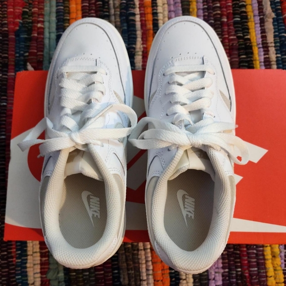 Nike gamma force. I originally bought them for $80.00. Only tried them on. - Picture 6 of 6